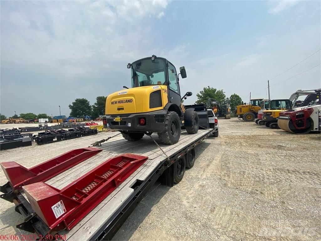 New Holland W50C لوادر بعجل