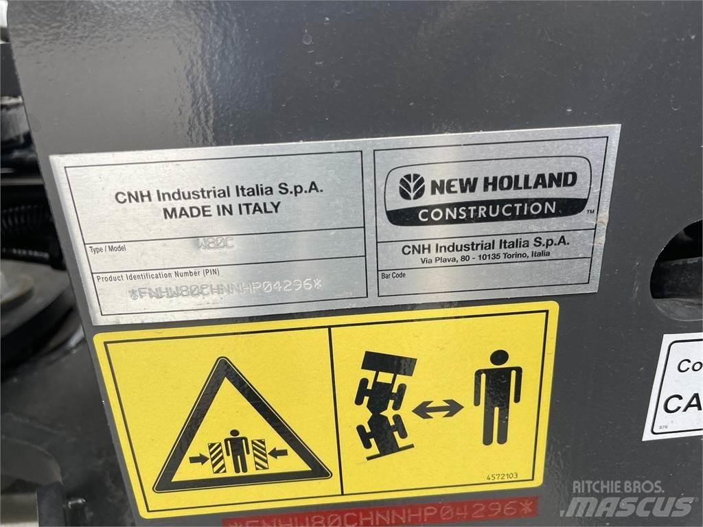 New Holland W80C لوادر بعجل
