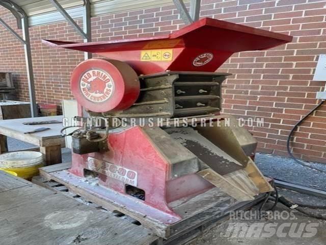 Red Rhino 2000 جراشات