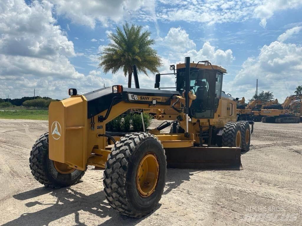Sany SMG200C-8 معدات تمهيد الطرق