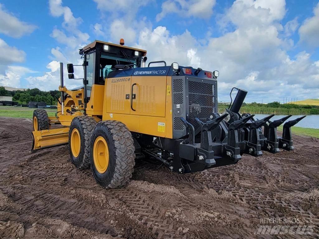Sany SMG200C-8 معدات تمهيد الطرق