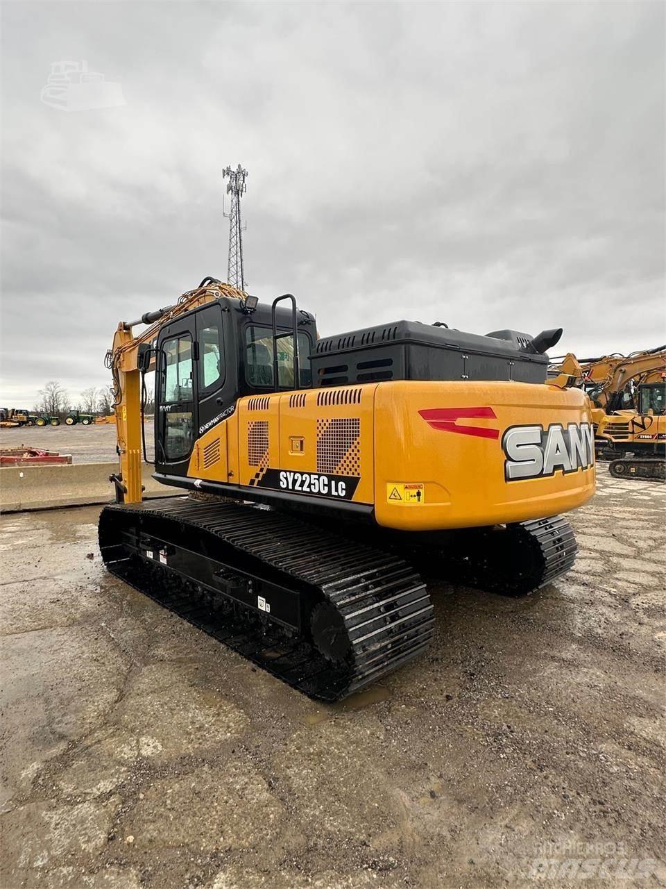 Sany SY225C حفارات زحافة