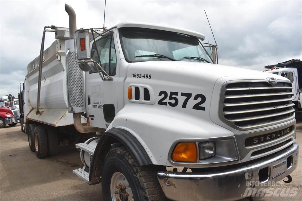 Sterling L9500 شاحنات قلابة