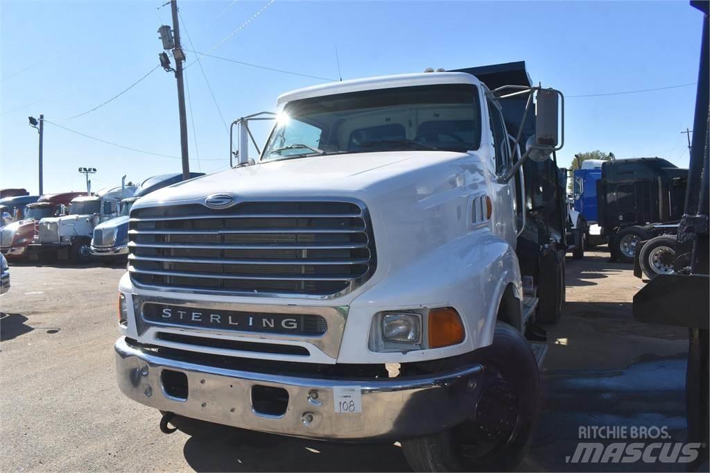 Sterling L9500 شاحنات قلابة