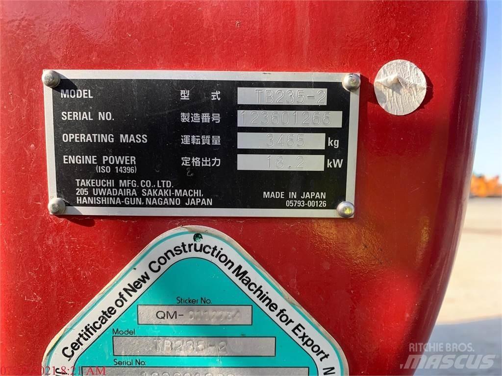 Takeuchi TB235-2 حفارات صغيرة أقل من 7 طن (حفارات صغيرة)