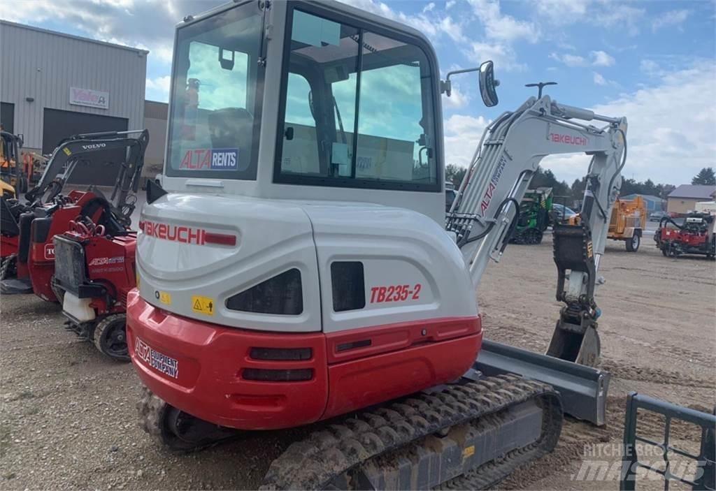 Takeuchi TB235-2 حفارات صغيرة أقل من 7 طن (حفارات صغيرة)