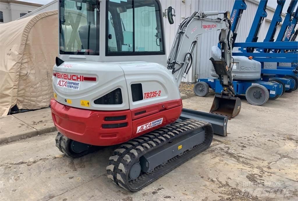 Takeuchi TB235-2 حفارات صغيرة أقل من 7 طن (حفارات صغيرة)