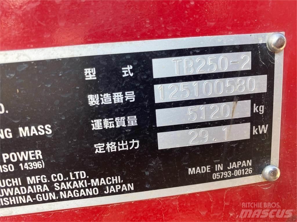 Takeuchi TB250-2 حفارات صغيرة أقل من 7 طن (حفارات صغيرة)