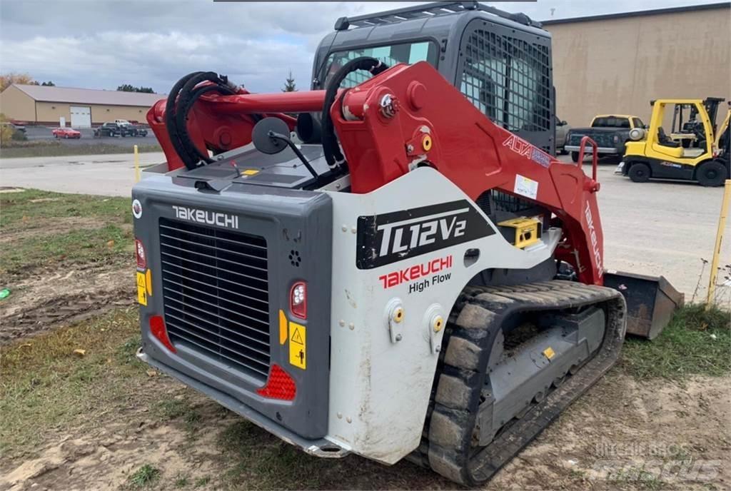 Takeuchi TL12V2 لوادر انزلاقية التوجيه