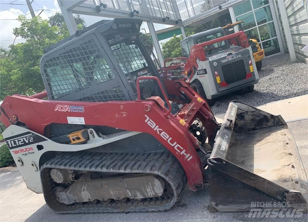 Takeuchi TL12V2 لوادر انزلاقية التوجيه