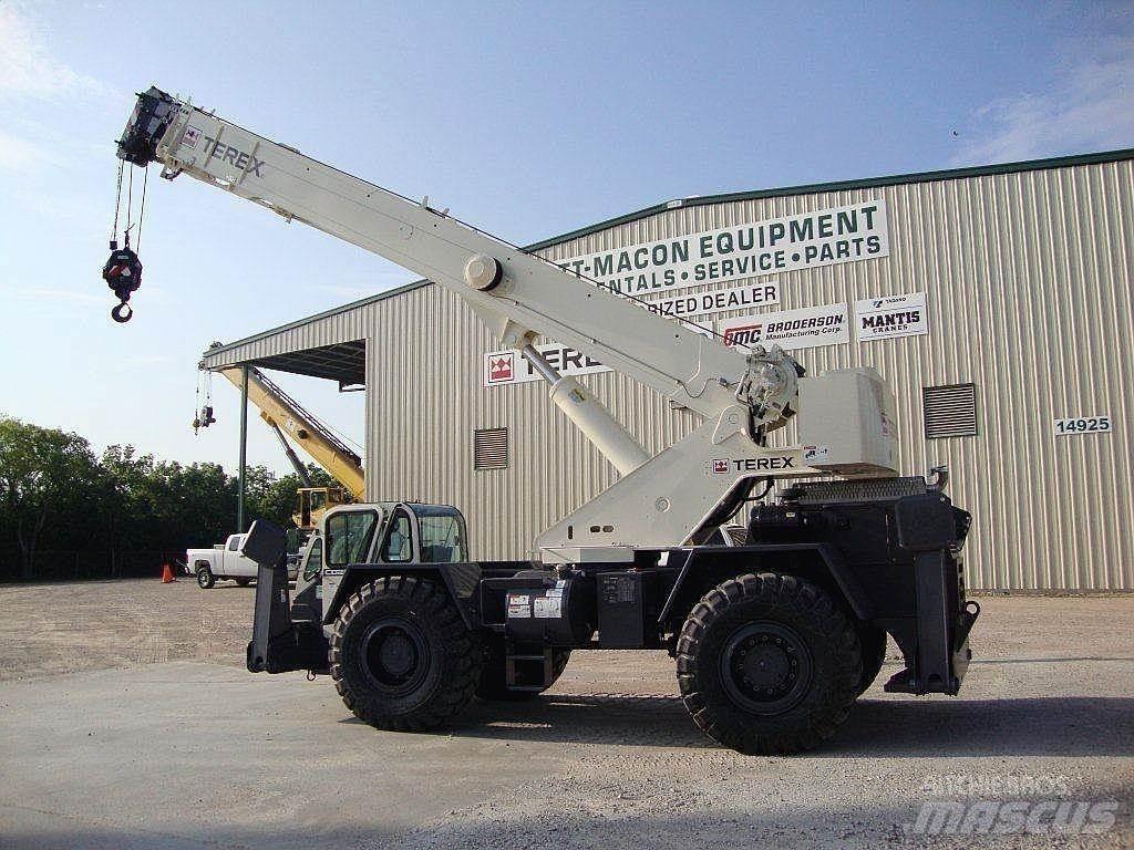 Terex CD225 رافعات الطرق الوعرة