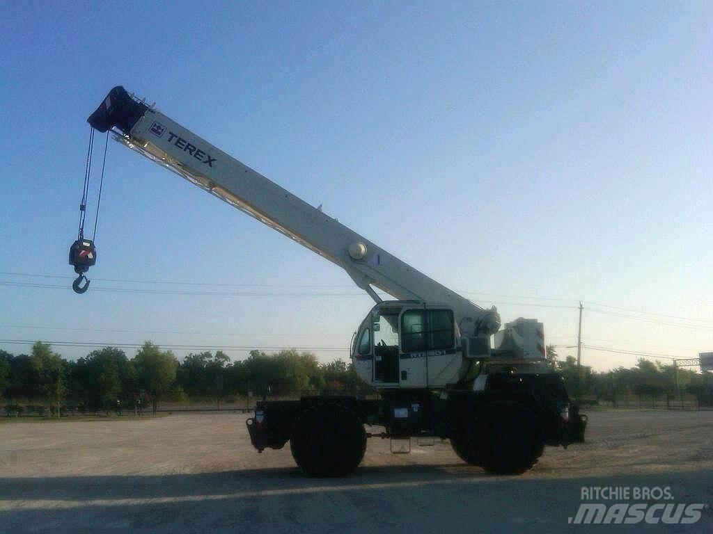 Terex RT230-1 رافعات الطرق الوعرة