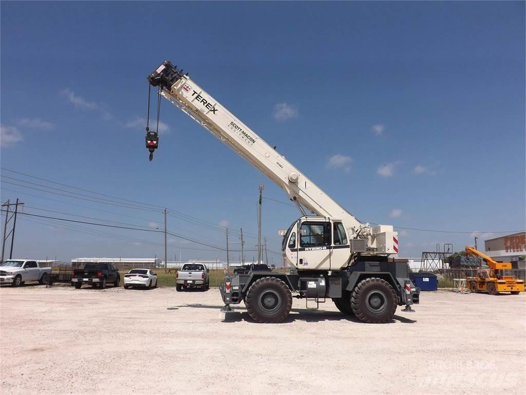 Terex RT230-2 رافعات الطرق الوعرة