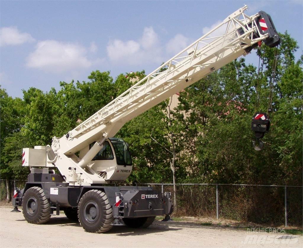 Terex RT230-2 رافعات الطرق الوعرة