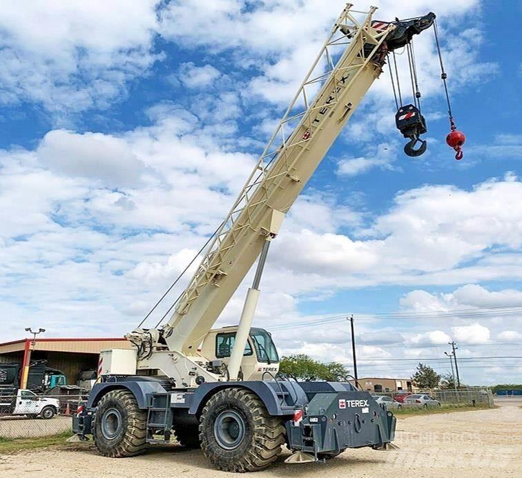 Terex RT670-1 رافعات الطرق الوعرة