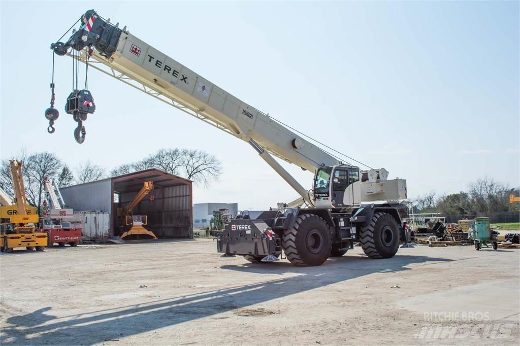 Terex RT780 رافعات الطرق الوعرة