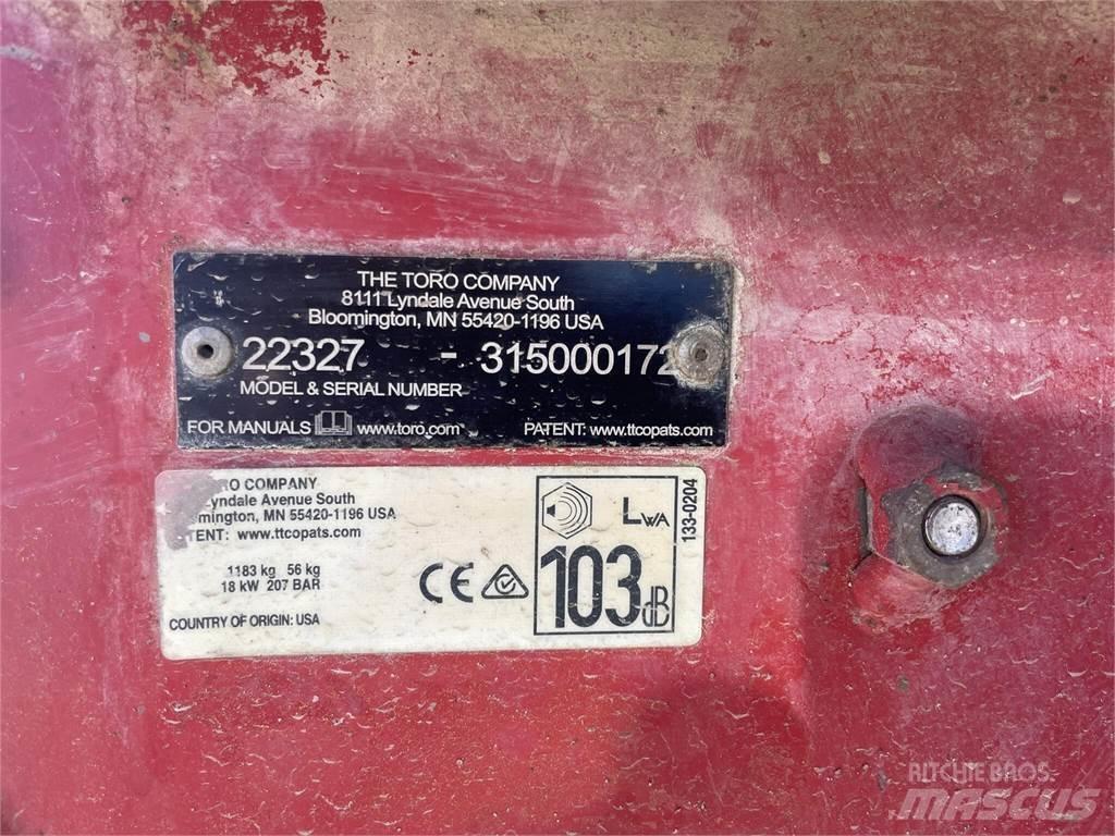 Toro DINGO TX1000N لوادر انزلاقية التوجيه