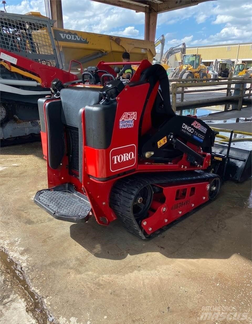 Toro DINGO TX1000W لوادر انزلاقية التوجيه