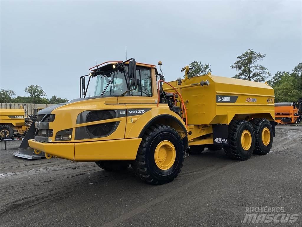 Volvo A25G صهاريج مياه