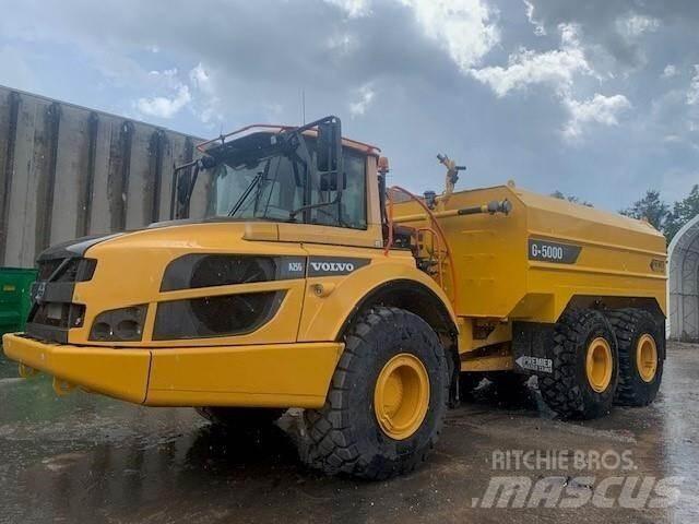 Volvo A25G صهاريج مياه