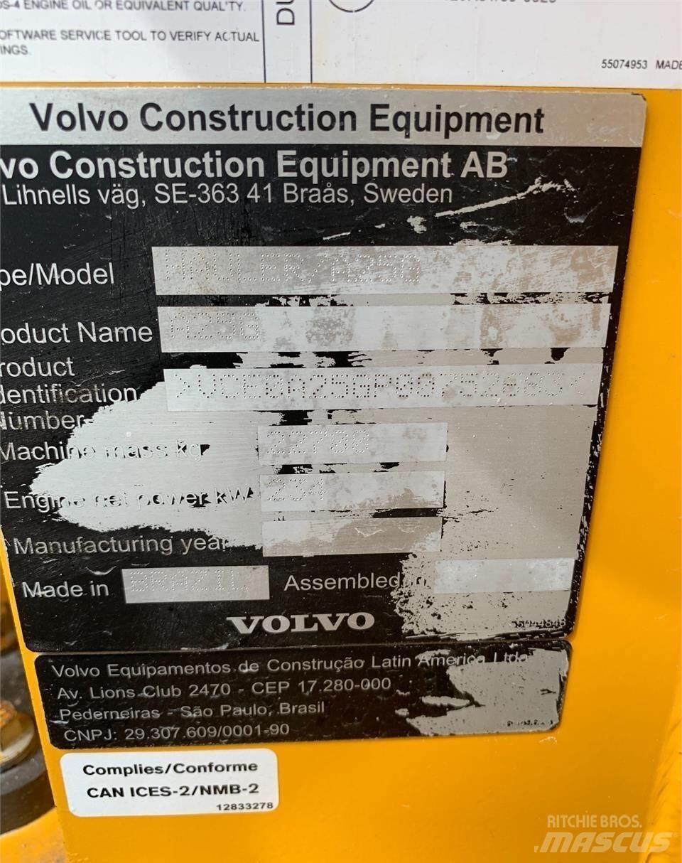 Volvo A25G ساحبات مفصلية