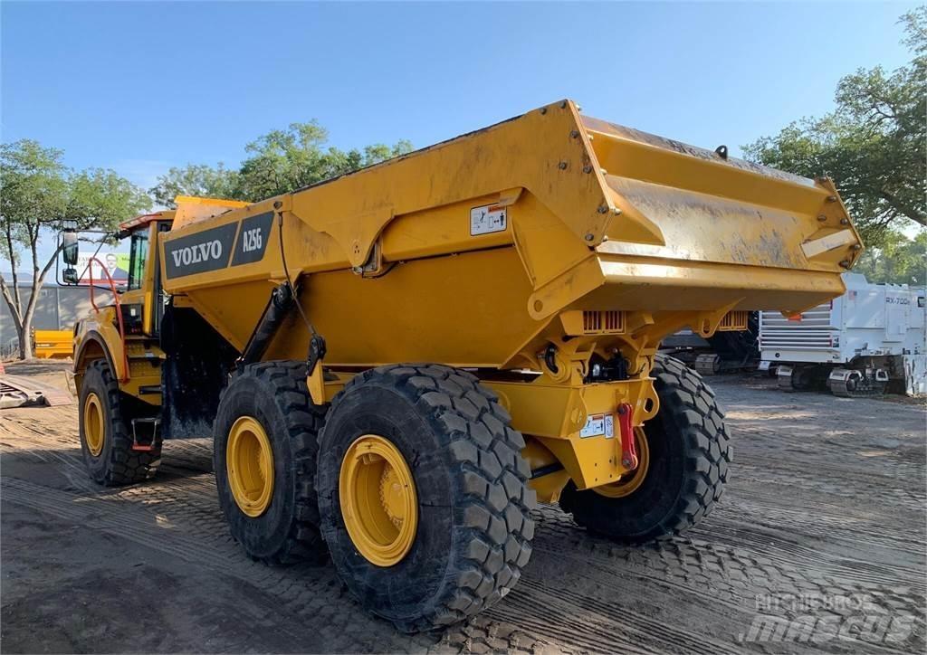 Volvo A25G ساحبات مفصلية