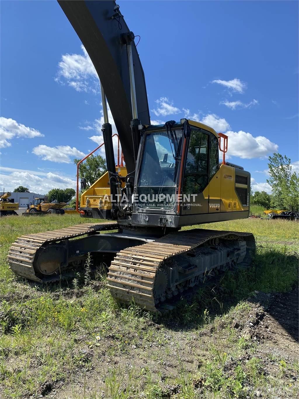 Volvo EC300E LR حفارات زحافة