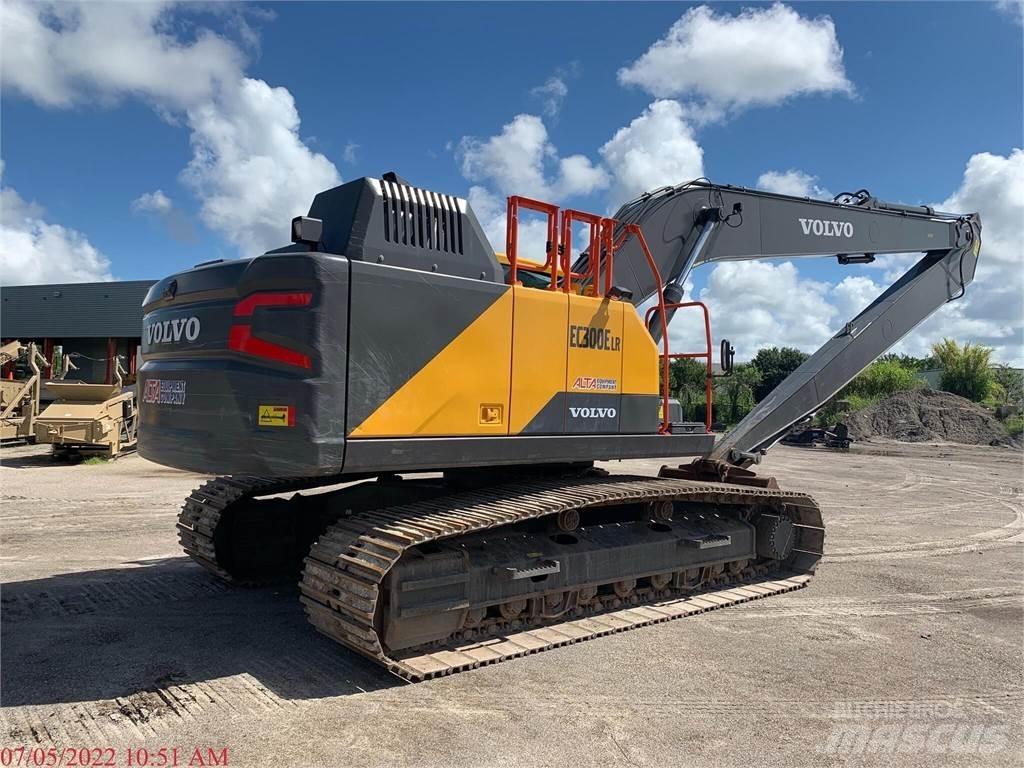Volvo EC300E LR حفارات زحافة