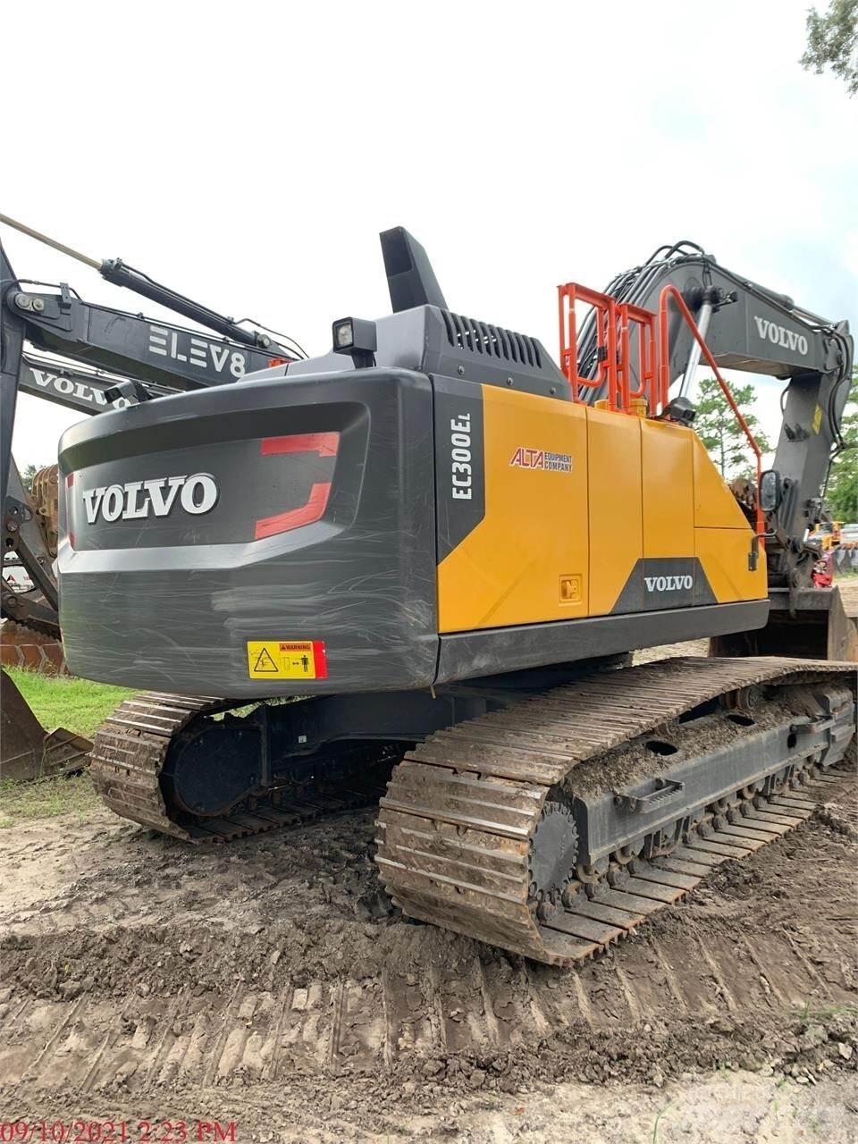 Volvo EC300EL حفارات زحافة