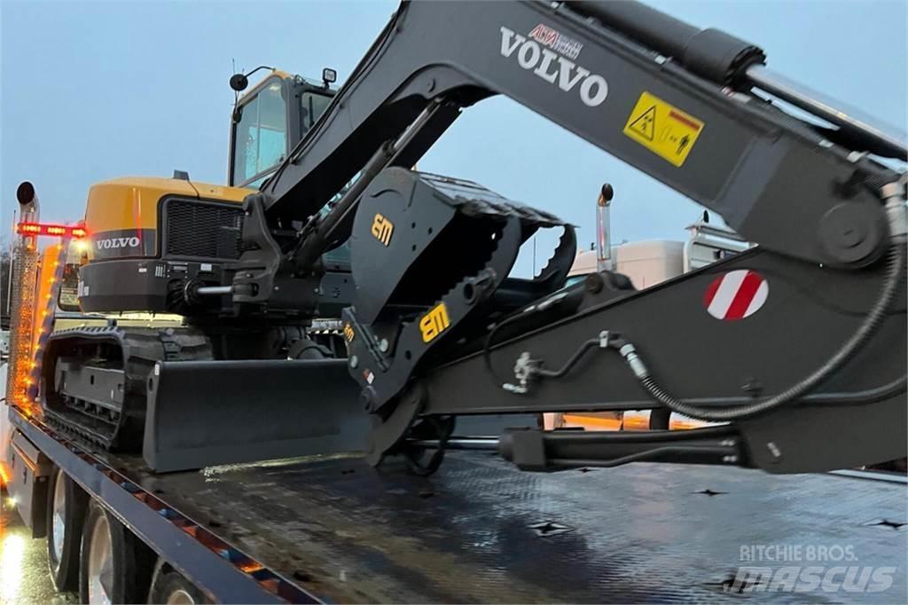 Volvo ECR88D حفارات زحافة