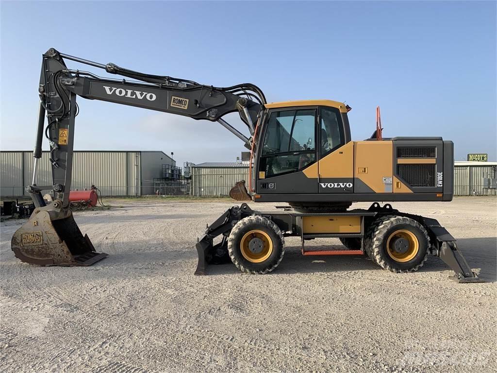 Volvo EW180E حفارات بعجل