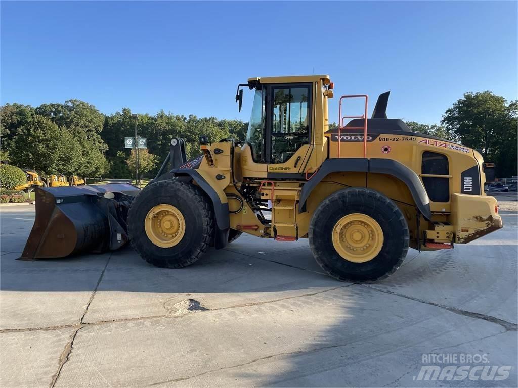 Volvo L110H لوادر بعجل