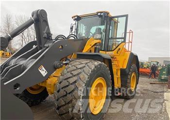 Volvo L180H لوادر بعجل