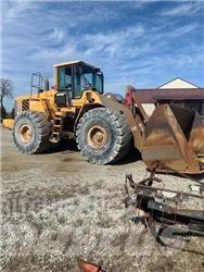 Volvo L220F لوادر بعجل