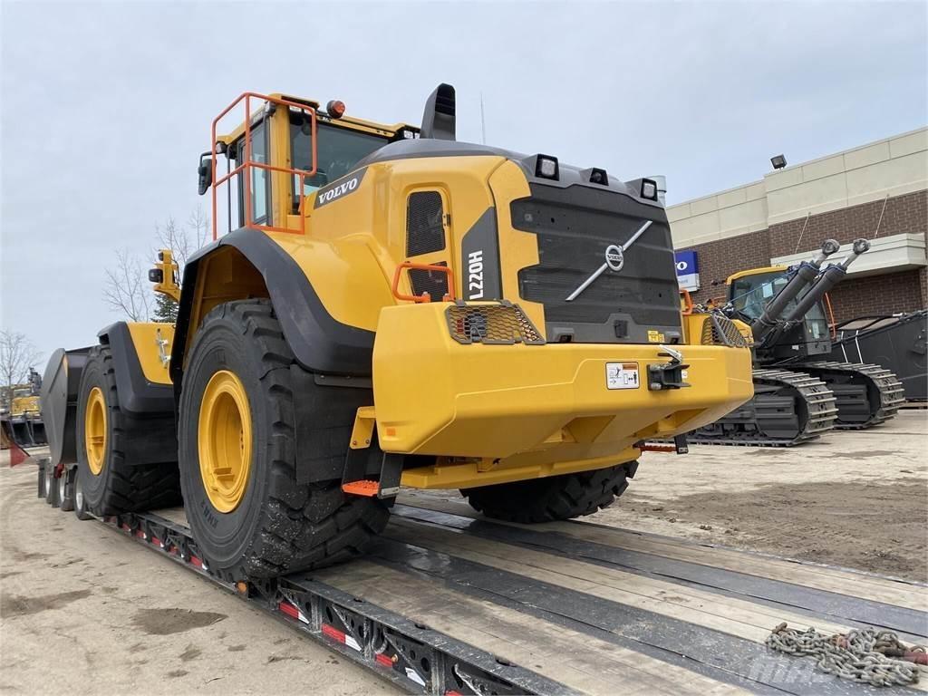 Volvo L220H لوادر بعجل