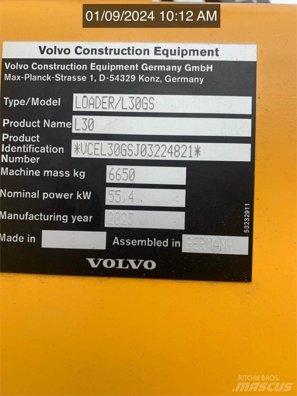 Volvo L30GS لوادر بعجل