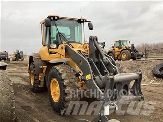 Volvo L70H لوادر بعجل