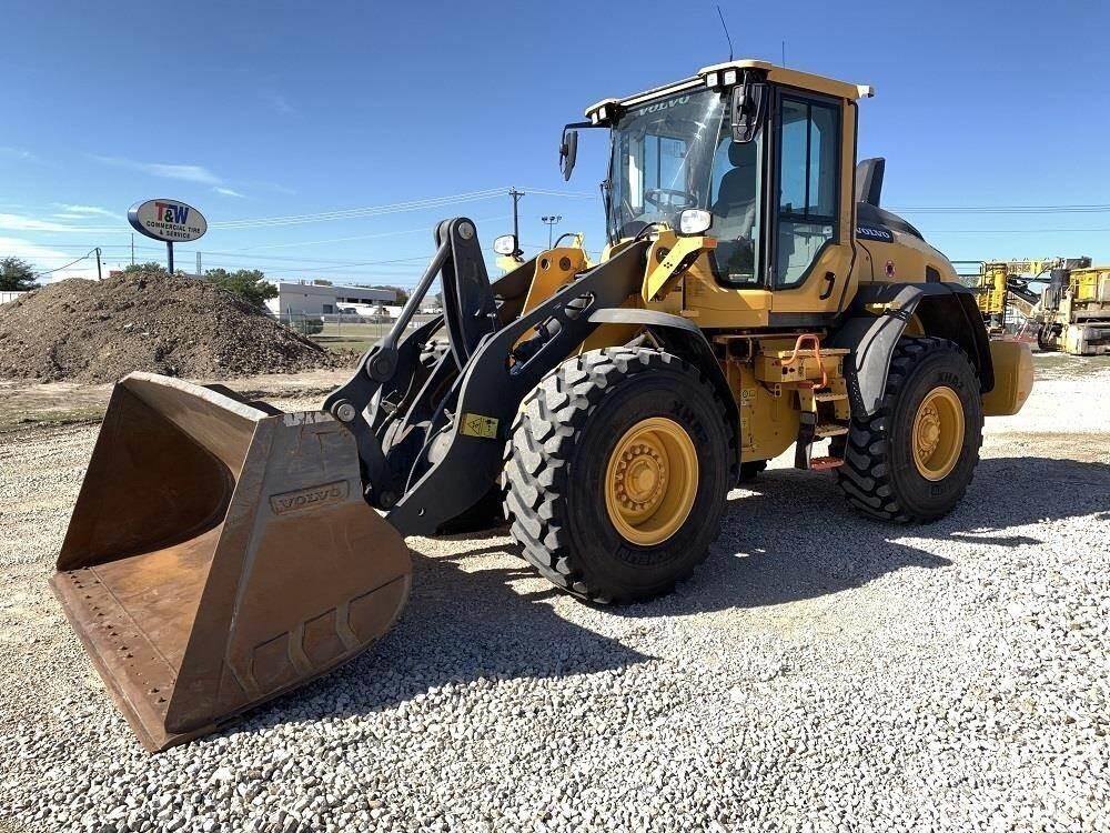 Volvo L70H لوادر بعجل