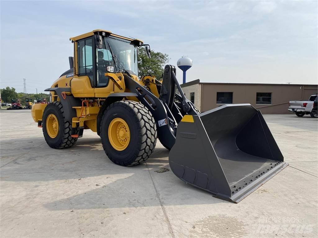 Volvo L90H لوادر بعجل