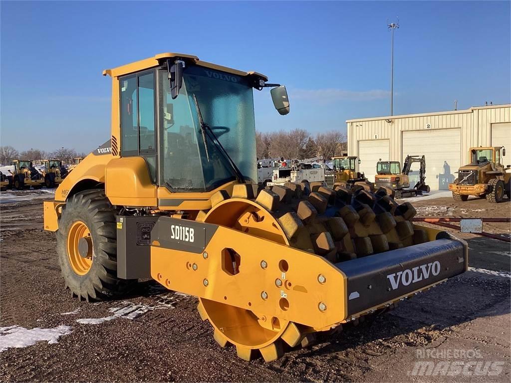 Volvo SD115B مكابس المخلفات