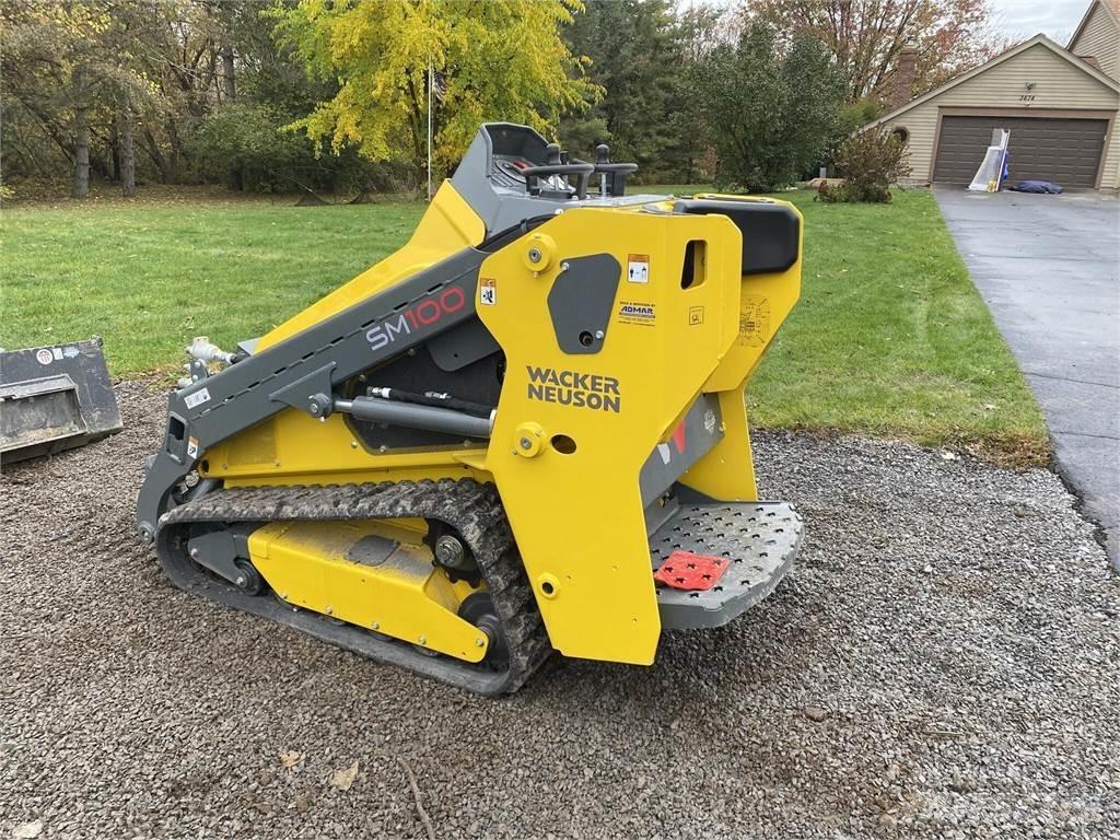 Wacker Neuson SM100 لوادر انزلاقية التوجيه
