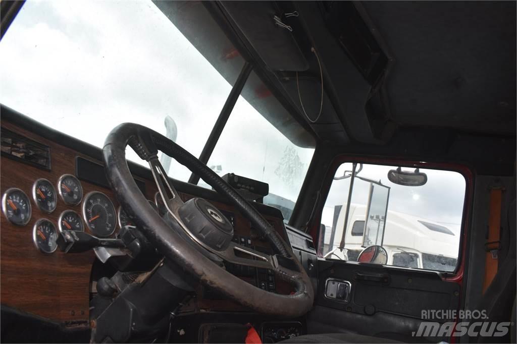 Western Star 4900 شاحنات قلابة