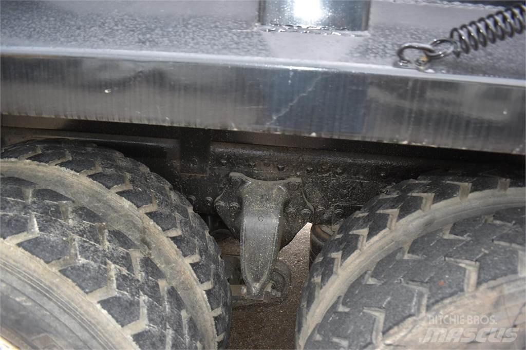 Western Star 4900 شاحنات قلابة