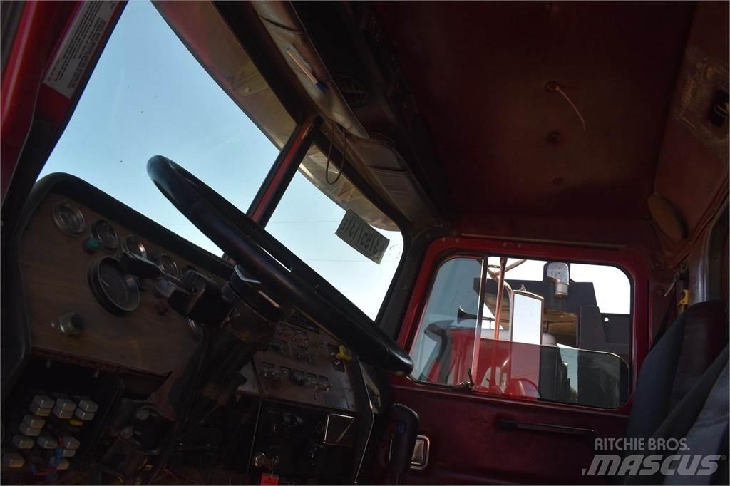 Western Star 4964 شاحنات قلابة