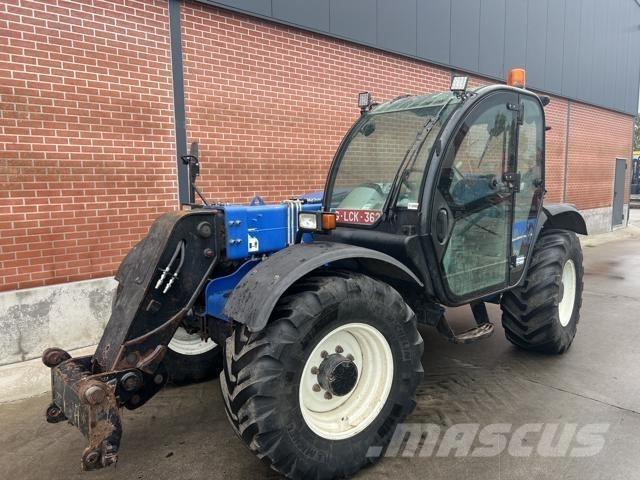New Holland LM7.35 معدات مناولة لأغراض الزراعة
