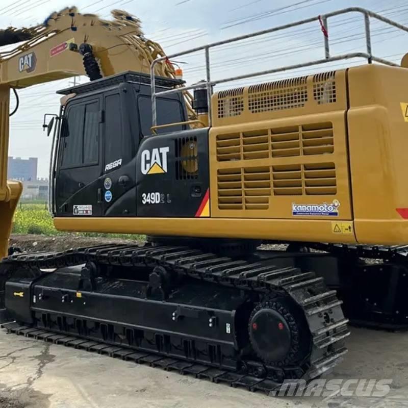 CAT 349 D حفارات زحافة