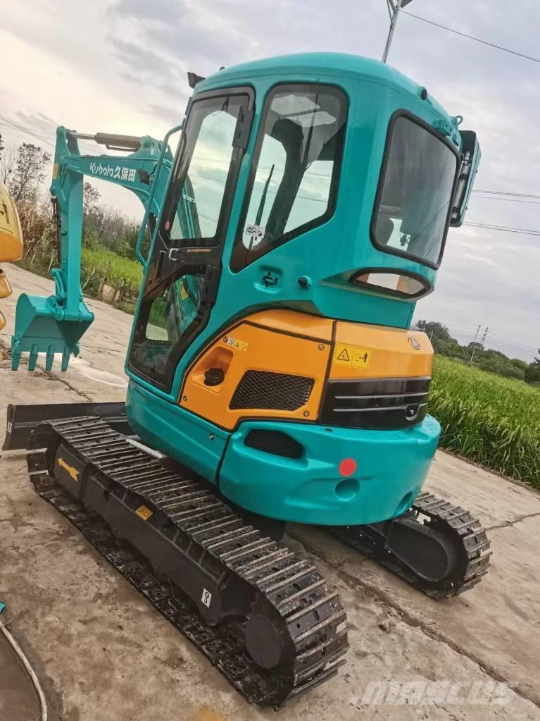 Kubota KX 135 حفارات زحافة