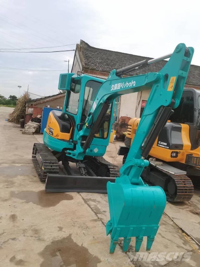 Kubota KX 135 حفارات زحافة