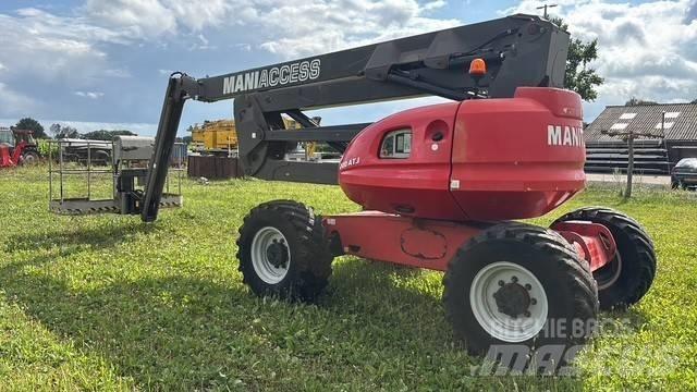 Manitou 200 ATJ رافعات ذراع ذاتية الحركة مدمجة