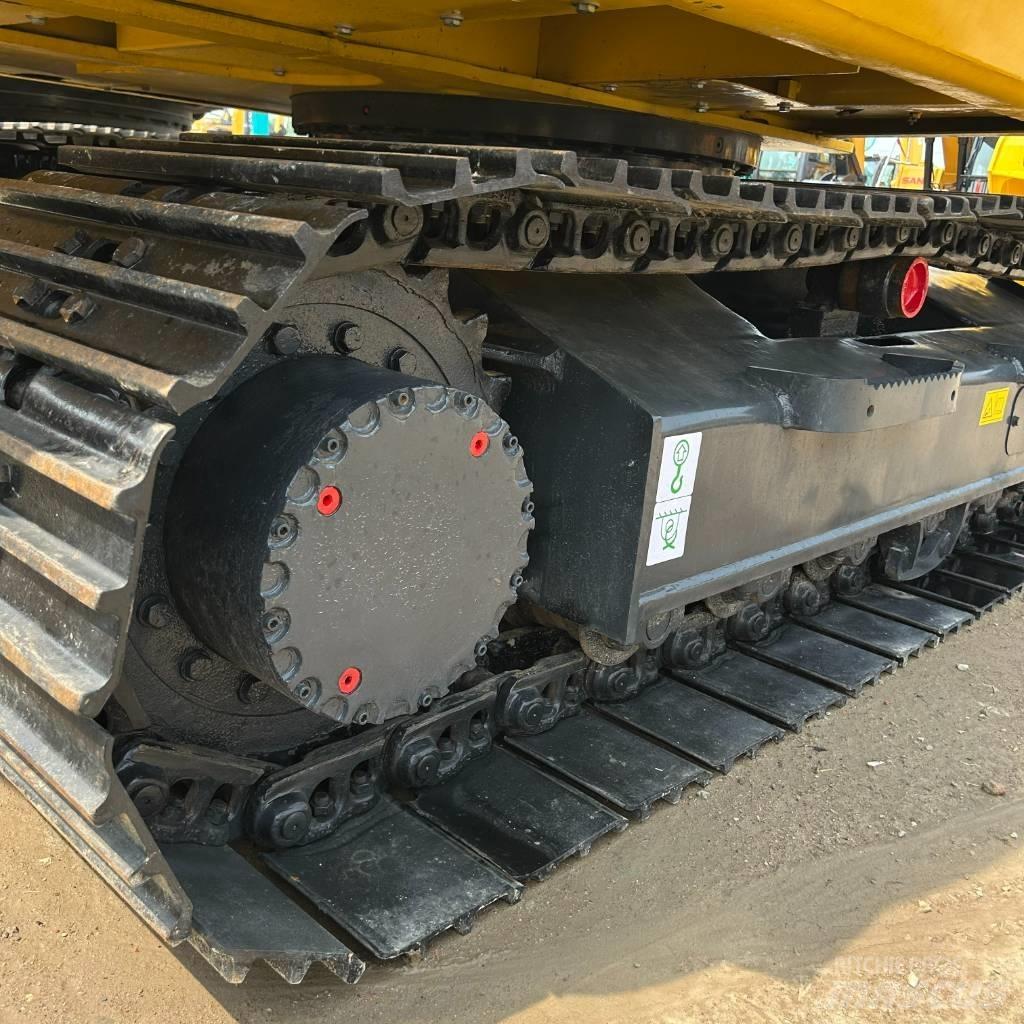 Komatsu 130 حفارات زحافة